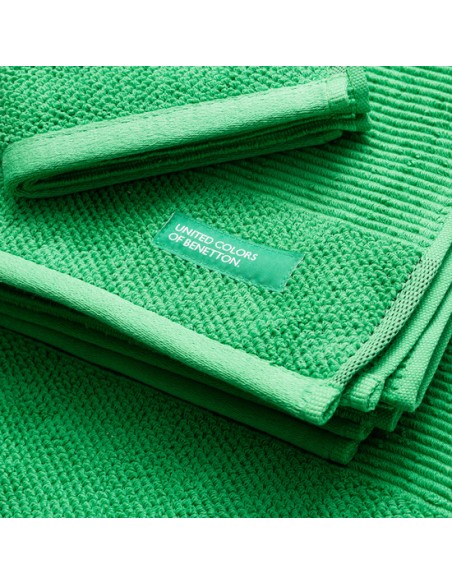PACK DE 2 SET DE 3 TOALLAS DE BAÑO CADA UNO EN COLOR VERDE  Y OTRAS EN GRIS